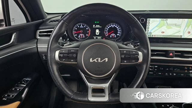 Kia K5 3rd generation 2023 Белый из Кореи, фото 6