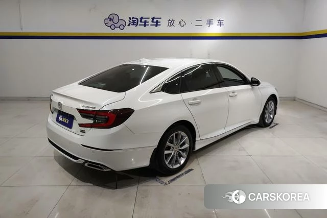 Honda Accord 2023 Белый из Китая, фото 6