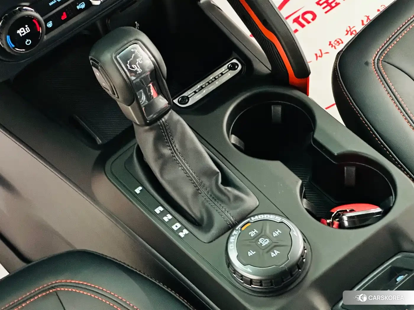 Ford Mustang 2025 Черный из Китая, фото 6