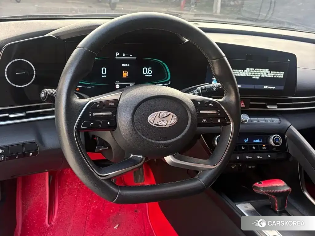 Hyundai Elantra 2024 Silver/gray из Китая, фото 6