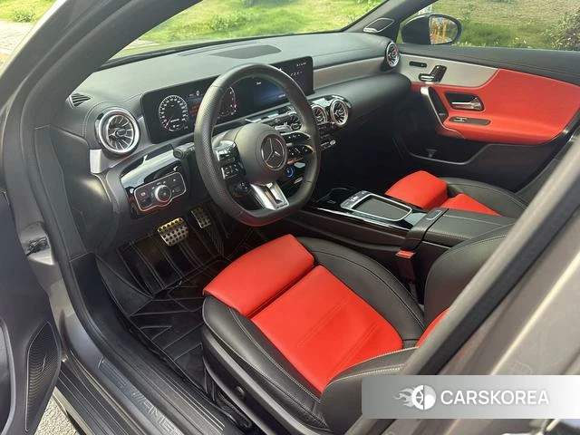 Mercedes-Benz Class A AMG (imported) 2024 Темно-серый из Китая, фото 6