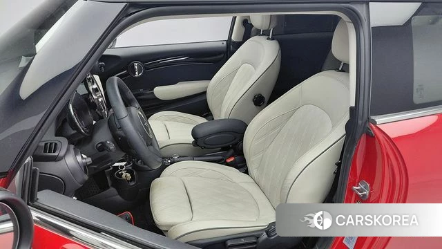 Mini Cooper S 2023 Красный из Кореи, фото 6