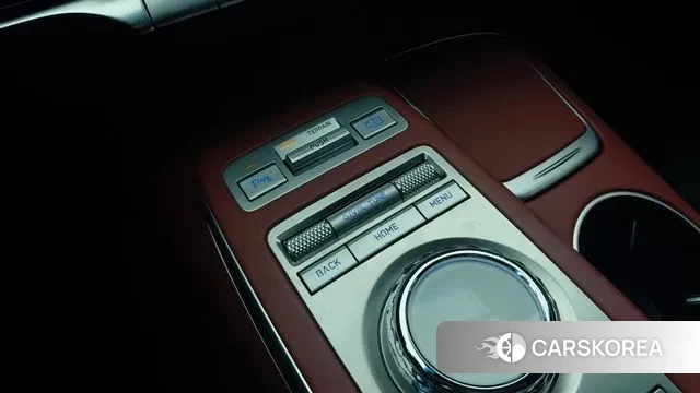 Genesis GV70 2021 Красный из Кореи, фото 6