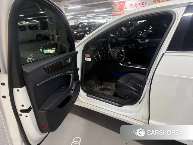 Audi A6 (C8) 2023 Белый из Кореи, фото 6