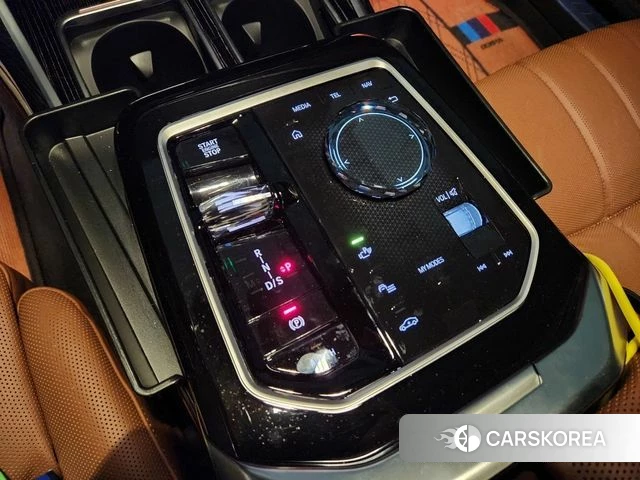 BMW 7 Series (G70) 2025 Белый из Кореи, фото 6