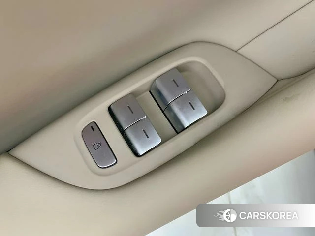 Xiaomi Car Xiaomi YU7 2025 Оранжевый из Китая, фото 6