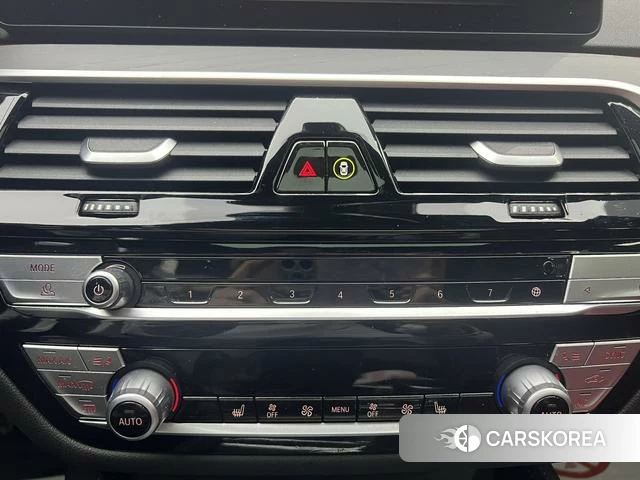 BMW 5 series 2023 Белый из Китая, фото 6