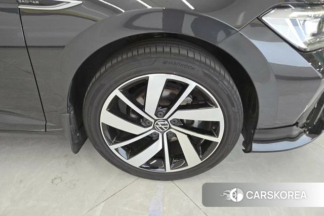 Volkswagen Sagitar 2024 Черный из Китая, фото 6
