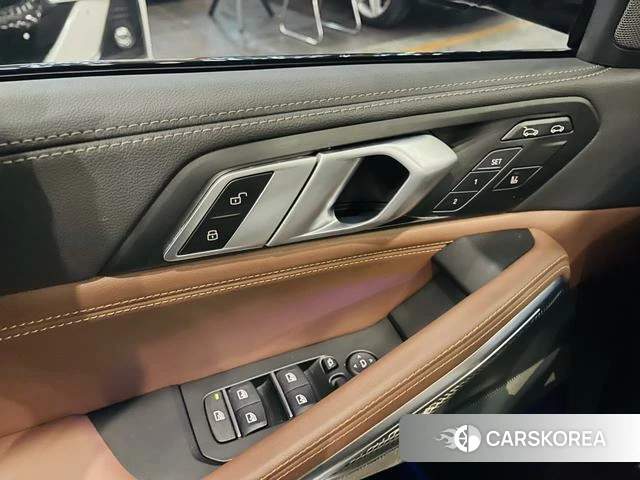 BMW X6 2023 Черный из Китая, фото 6