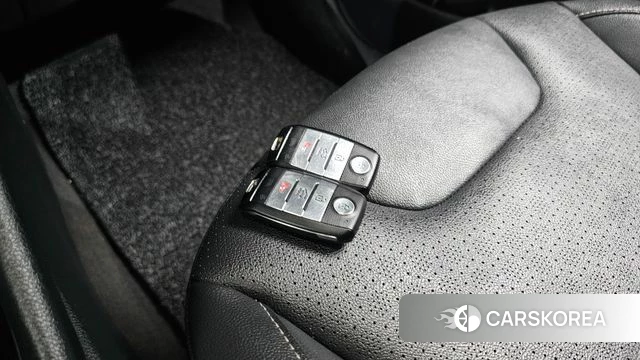 Kia Niro 2018 Синий из Кореи, фото 6