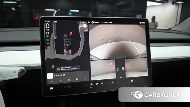 Tesla Model Y 2023 Черный из Кореи, фото 6