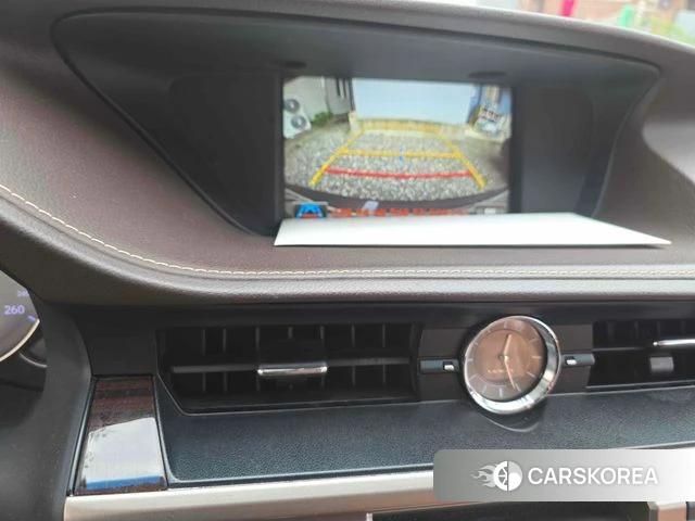 Lexus New ES300h 2018 Черный из Кореи, фото 6