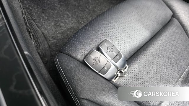 Mercedes-Benz C-Class W205 2019 Белый из Кореи, фото 6