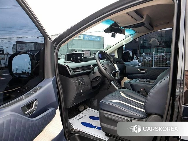 Hyundai Staria 2023 Синий из Кореи, фото 6