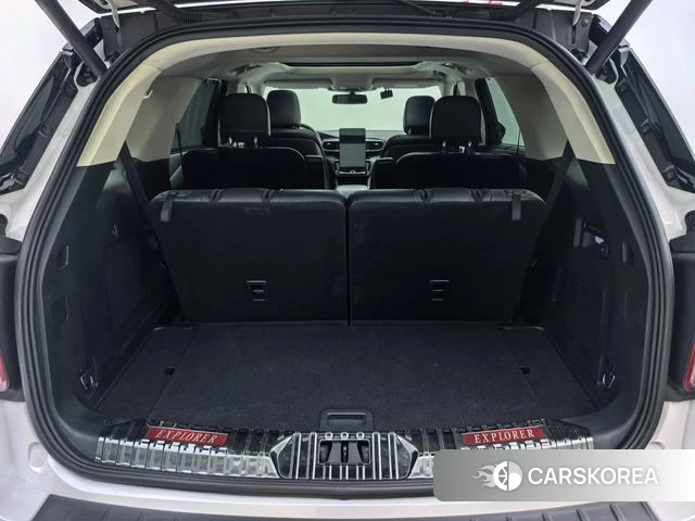 Ford Explorer 2021 Белый из Китая, фото 6