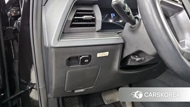 Ssangyong Torres 2024 Черный из Кореи, фото 6