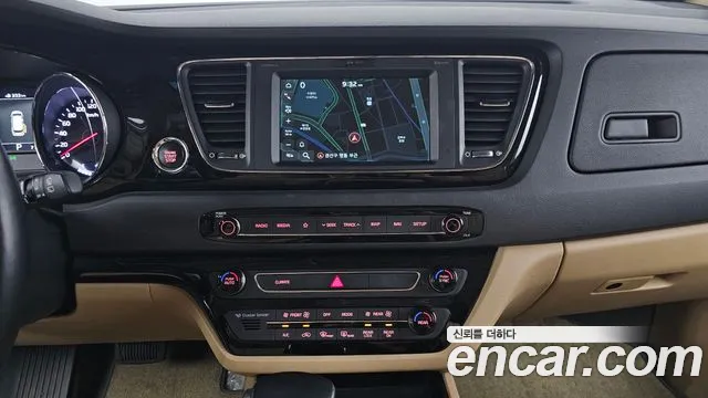 Kia The New Carnival 2018 Белый из Кореи, фото 6