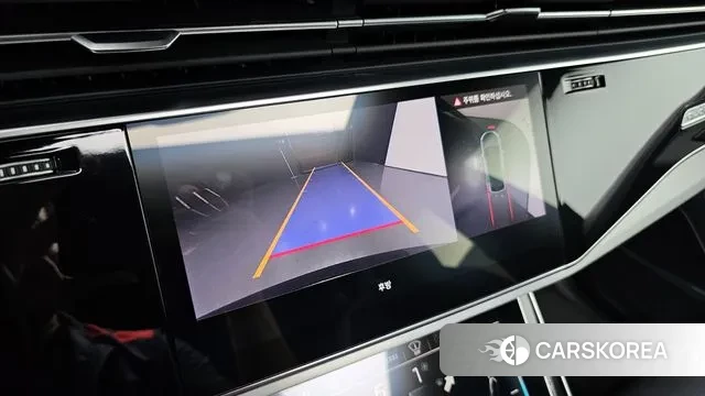 Audi Q8 (4M) 2023 Черный из Кореи, фото 6