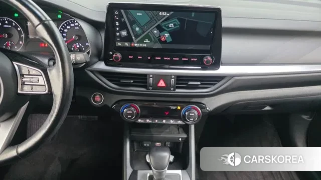 Kia The New K3 2nd generation 2021 Белый из Кореи, фото 6