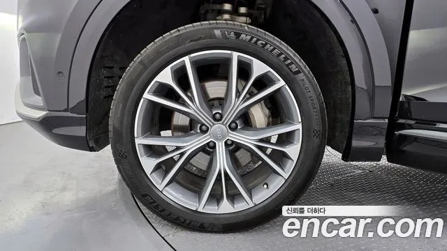 Audi Q8 (4M) id 2664249 из Кореи 6