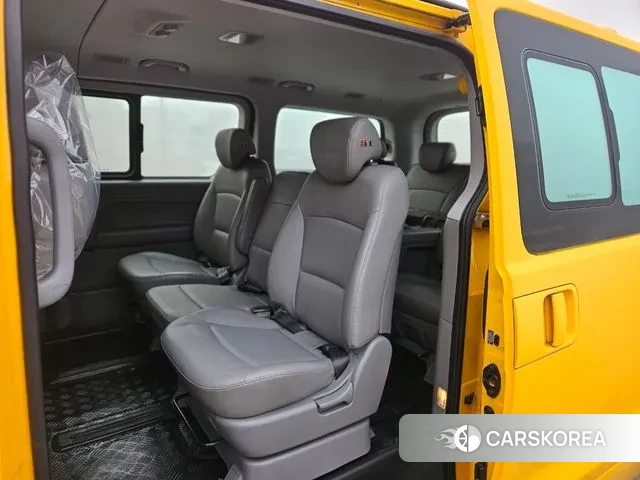 Hyundai The New Grand Starex 2018 Желтый из Кореи, фото 6