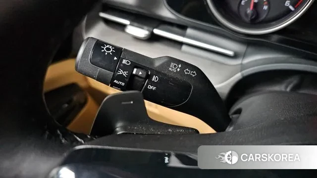 Kia Carnival 4th generation 2023 Белый из Кореи, фото 6