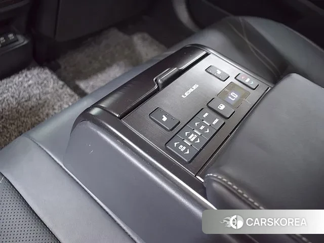 Lexus ES300h 7th generation 2021 Песочный из Кореи, фото 6