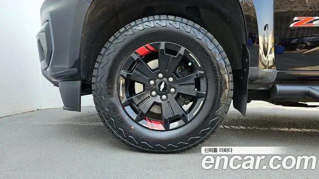 Chevrolet (GM Daewoo) Real New Colorado 2022 Черный из Кореи, фото 6