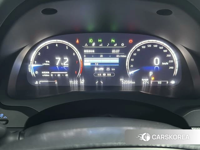 Toyota Camry 2023 Белый из Китая, фото 6