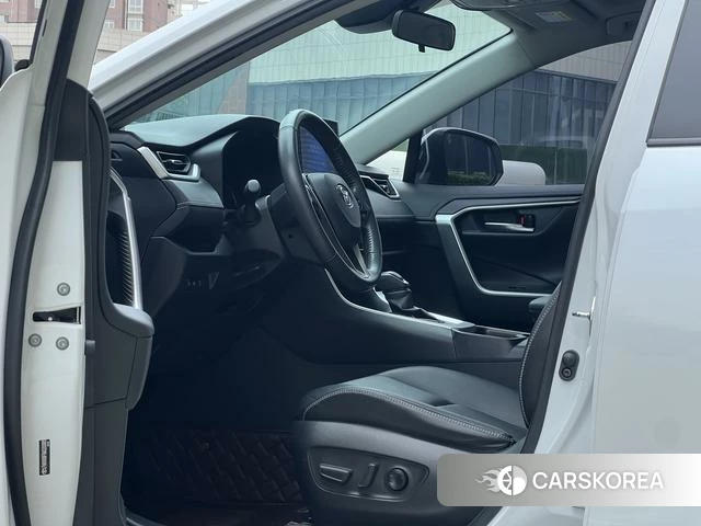 Toyota RAV4 Rongfang 2021 Белый из Китая, фото 6