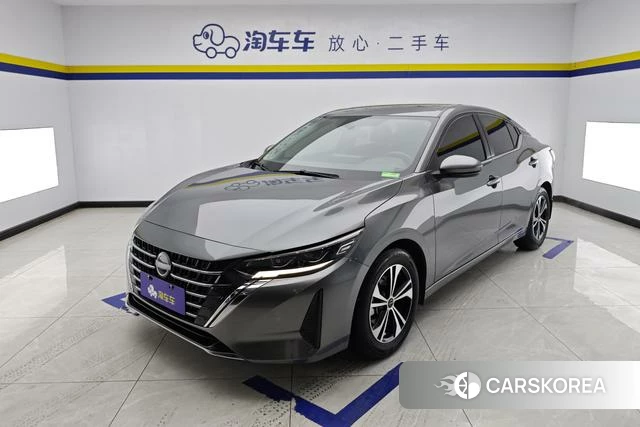 Nissan Xuan Yi 2024 Темно-серый из Китая, фото 6