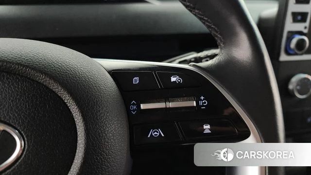 Hyundai Staria 2023 Желтый из Кореи, фото 6