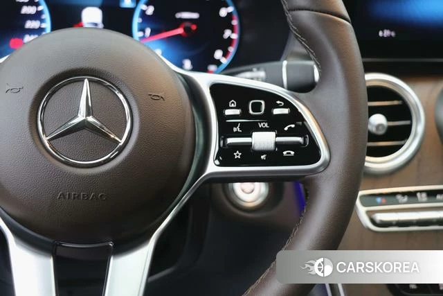 Mercedes-Benz GLC 2021 Черный из Китая, фото 6