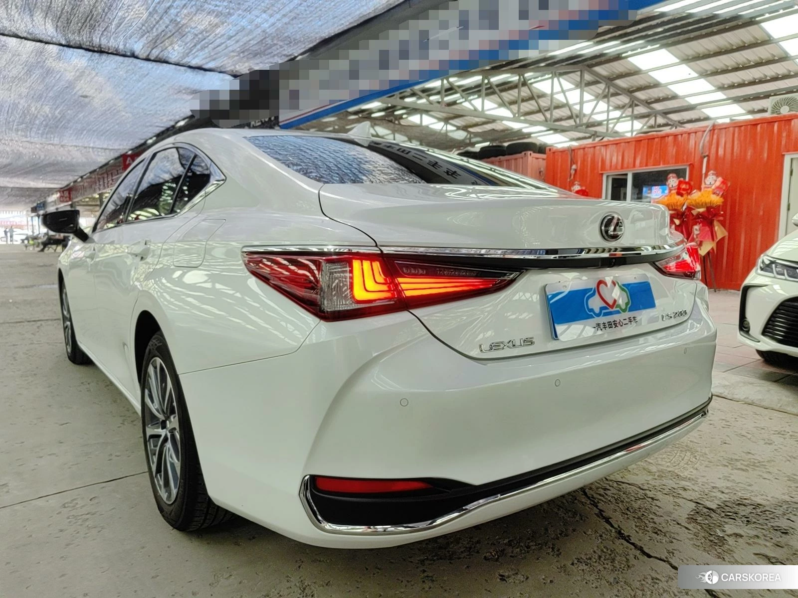 Lexus ES 2022 Белый из Китая, фото 6