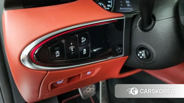 Genesis GV70 2023 Белый из Кореи, фото 6