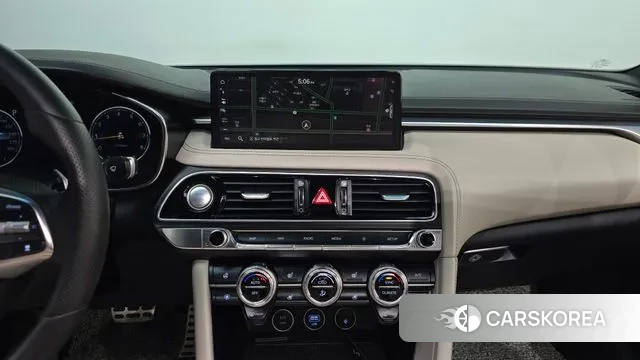 Genesis The New G70 id 3478434 из Кореи 6