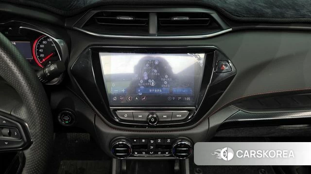 Chevrolet (GM Daewoo) Trailblazer 2021 Белый из Кореи, фото 6