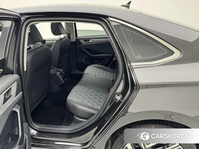 Volkswagen Sagitar 2023 Черный из Китая, фото 6