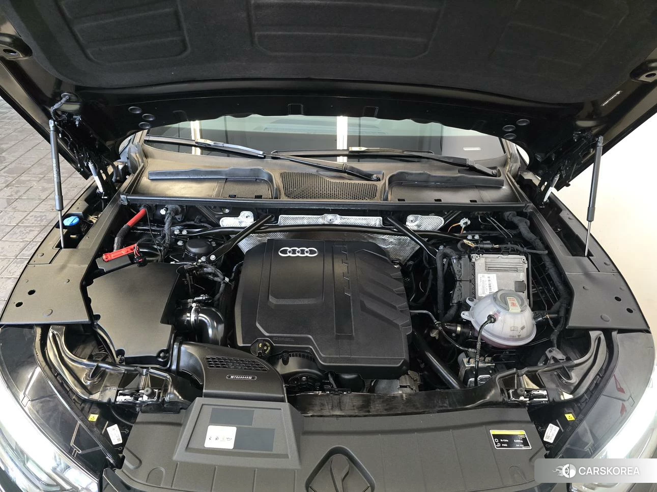 Audi Q5L 2023 Черный из Китая, фото 6