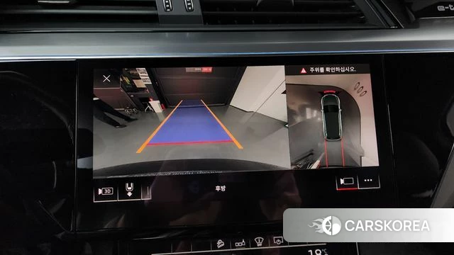 Audi e-Tron 2020 Серый из Кореи, фото 6
