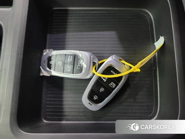 Hyundai Staria 2024 Черный из Кореи, фото 6