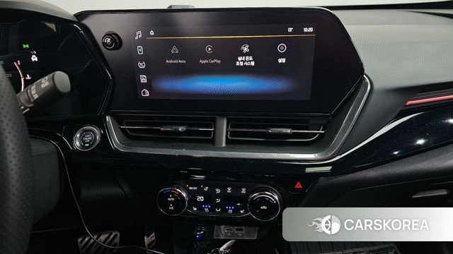 Chevrolet (GM Daewoo) Trax Crossover 2023 Белый из Кореи, фото 6