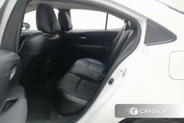 Toyota Corolla 2021 Белый из Китая, фото 6