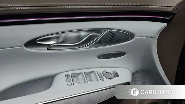 Genesis GV70 2025 Серый из Кореи, фото 6