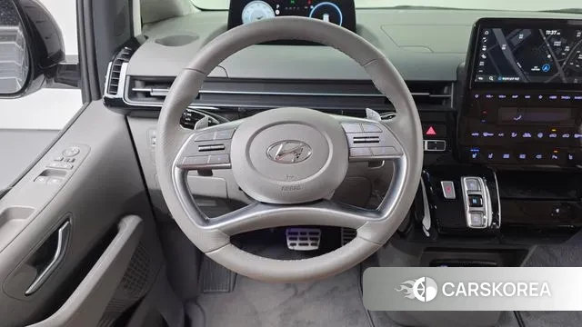 Hyundai Staria 2022 Белый из Кореи, фото 6