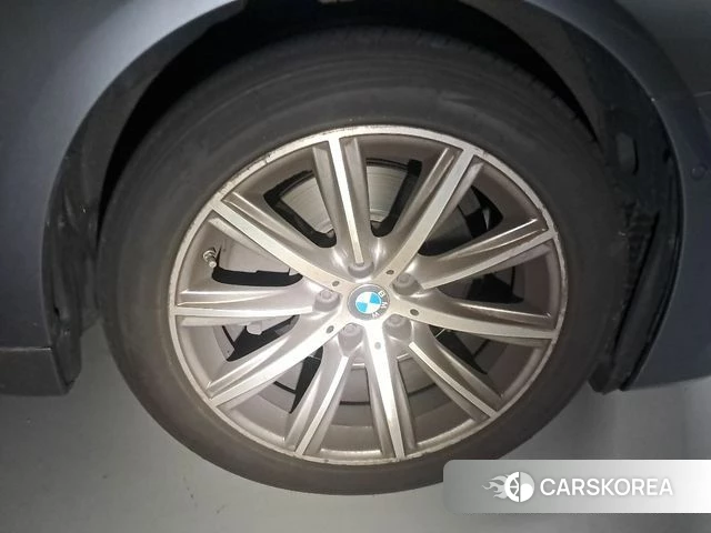 BMW 5 Series (G30) 2018 Серый из Кореи, фото 6
