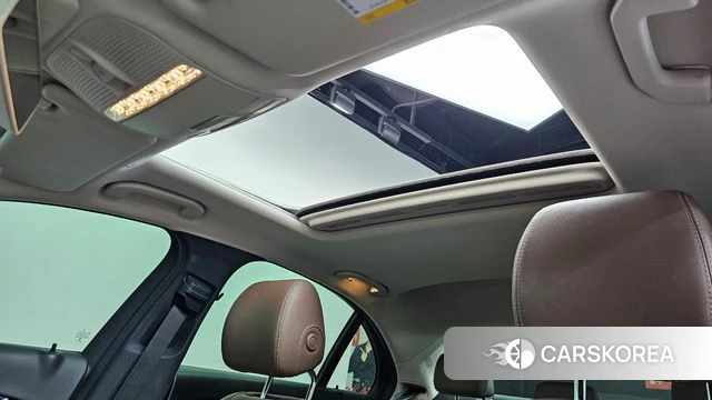 Mercedes-Benz E-Class W213 2019 Белый из Кореи, фото 6
