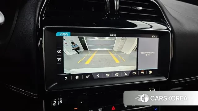 Jaguar XE 2019 Белый из Кореи, фото 6