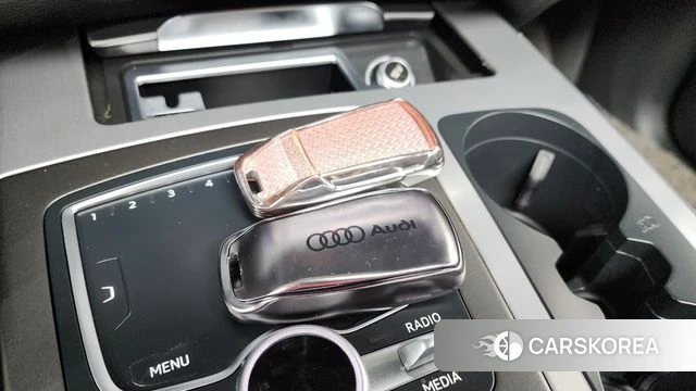 Audi Q7 (4M) 2019 Белый из Кореи, фото 6
