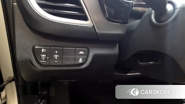 Kia Seltos 2021 Белый из Кореи, фото 6